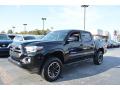 Front 3/4 View of 2016 Toyota Tacoma TRD Off-Road Double Cab #7