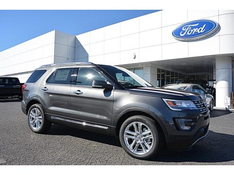 Magnetic Ford Explorer Limited 4WD.  Click to enlarge.
