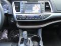 Controls of 2016 Toyota Highlander XLE #27