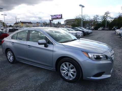 Ice Silver Metallic Subaru Legacy 2.5i Premium.  Click to enlarge.