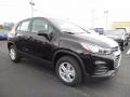 Front 3/4 View of 2017 Chevrolet Trax LS AWD #3 Front 3/4 View of 2017 Chevrolet Trax LS AWD #3