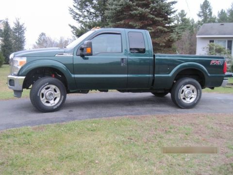Forest Green Metallic Ford F250 Super Duty XLT SuperCab 4x4.  Click to enlarge.