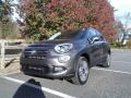 Front 3/4 View of 2017 Fiat 500X Lounge AWD #2
