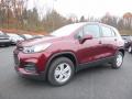 Front 3/4 View of 2017 Chevrolet Trax LS AWD #1