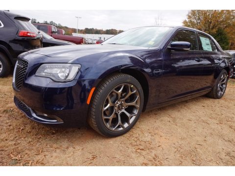 Jazz Blue Pearl Chrysler 300 S.  Click to enlarge.
