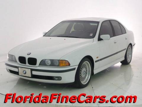 Alpine White BMW 5 Series 528i Sedan.  Click to enlarge.