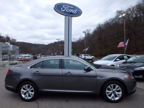 Sterling Grey Ford Taurus SEL.  Click to enlarge.