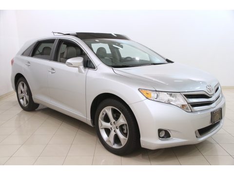 Classic Silver Metallic Toyota Venza XLE.  Click to enlarge.