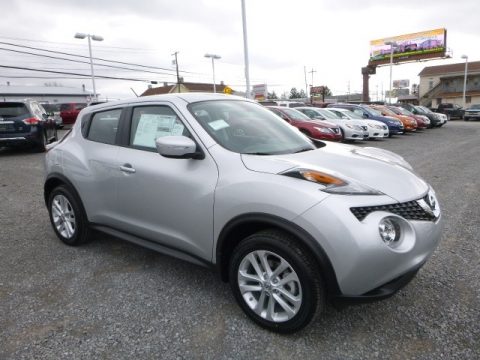 Brilliant Silver Nissan Juke S AWD.  Click to enlarge.