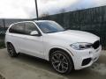 Front 3/4 View of 2017 BMW X5 xDrive35i #1