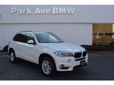 Alpine White BMW X5 xDrive35i.  Click to enlarge.