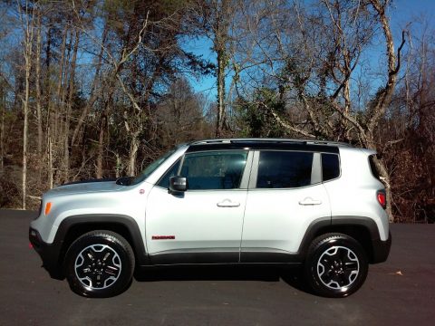 Glacier Metallic Jeep Renegade Trailhawk 4x4. Click to enlarge. Glacier Metallic Jeep Renegade Trailhawk 4x4. Click to enlarge.