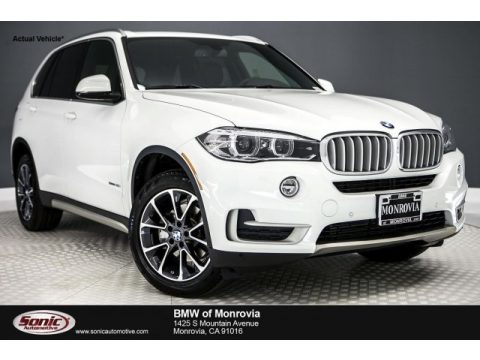 Alpine White BMW X5 sDrive35i.  Click to enlarge.