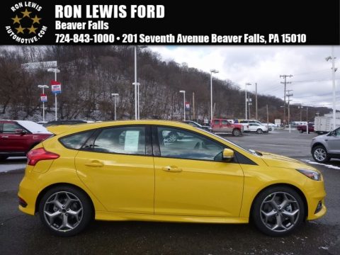 Triple Yellow Ford Focus ST Hatch.  Click to enlarge.