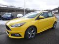 Front 3/4 View of 2017 Ford Focus ST Hatch #7