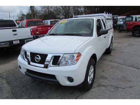Avalanche White Nissan Frontier SV V6 King Cab.  Click to enlarge.