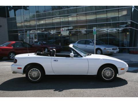 Crystal White Mazda MX-5 Miata Roadster. Click to enlarge. Crystal White Mazda MX-5 Miata Roadster. Click to enlarge.