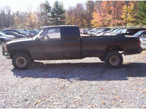 Black Chevrolet C/K 2500 K2500 Extended Cab 4x4.  Click to enlarge.