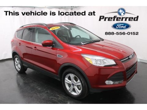 Ruby Red Metallic Ford Escape SE 4WD.  Click to enlarge.