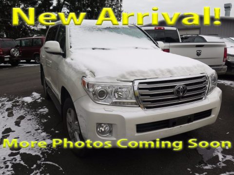 Blizzard White Pearl Toyota Land Cruiser .  Click to enlarge.