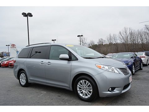 Predawn Gray Mica Toyota Sienna XLE.  Click to enlarge.