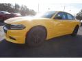 Front 3/4 View of 2017 Dodge Charger R/T #3