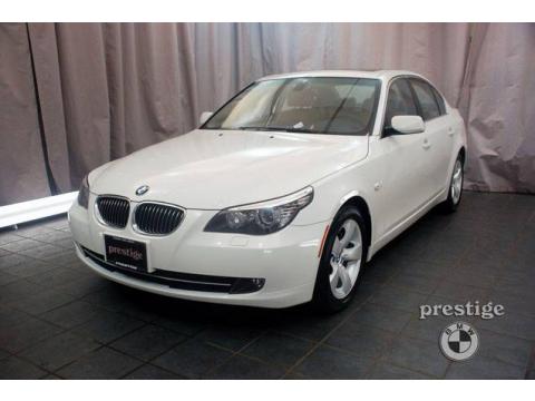 Alpine White BMW 5 Series 528i Sedan.  Click to enlarge.