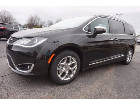 Brilliant Black Crystal Pearl Chrysler Pacifica Limited.  Click to enlarge.