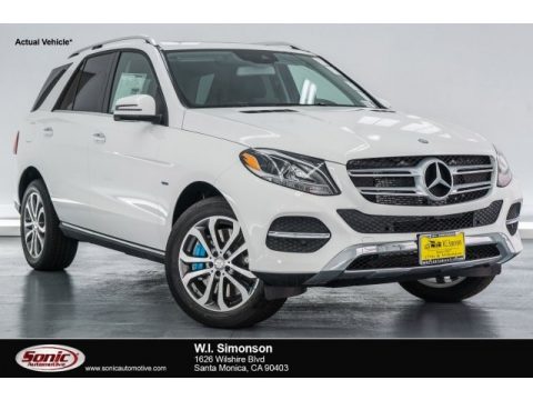 Polar White Mercedes-Benz GLE 550e.  Click to enlarge.