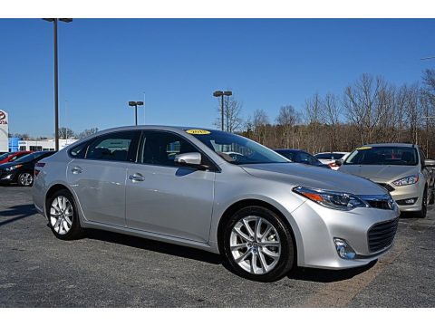 Classic Silver Metallic Toyota Avalon XLE.  Click to enlarge.