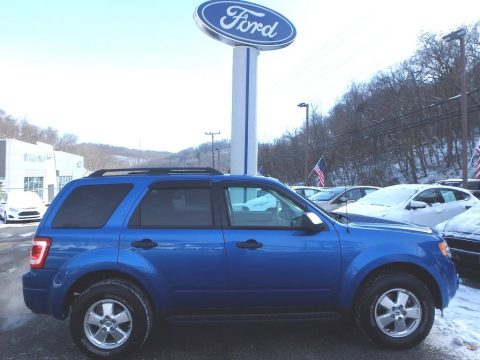 Blue Flame Metallic Ford Escape XLT V6 4WD.  Click to enlarge.