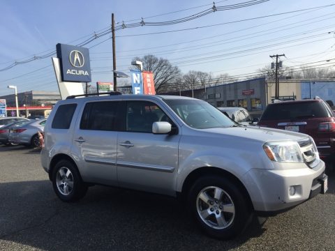 Alabaster Silver Metallic Honda Pilot EX-L 4WD.  Click to enlarge.