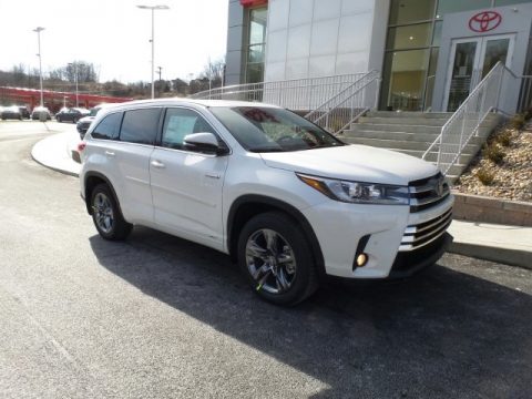 Blizzard White Pearl Toyota Highlander Hybrid Limited Platinum AWD.  Click to enlarge.