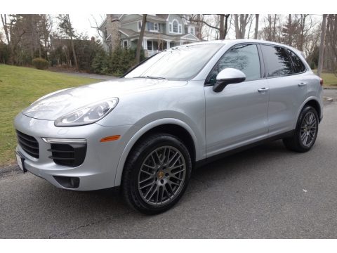 Rhodium Silver Metallic Porsche Cayenne Platinum Edition.  Click to enlarge.