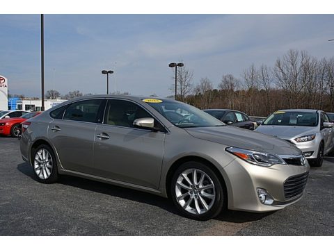 Champagne Mica Toyota Avalon XLE.  Click to enlarge.