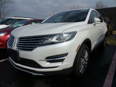 White Platinum Lincoln MKC Reserve AWD.  Click to enlarge.