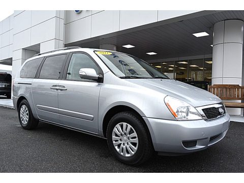 Clear Silver Kia Sedona LX.  Click to enlarge.