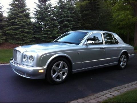 Silver Tempest Bentley Arnage T.  Click to enlarge.