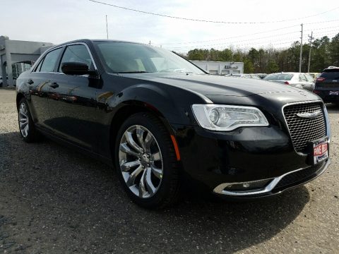 Gloss Black Chrysler 300 Limited.  Click to enlarge.