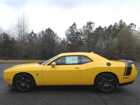 YellowJacket Dodge Challenger R/T Scat Pack.  Click to enlarge.