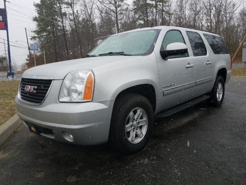 Pure Silver Metallic GMC Yukon XL SLT 4x4.  Click to enlarge.