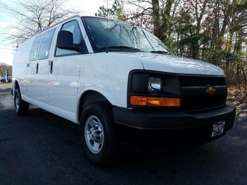 Summit White Chevrolet Express 3500 Cargo Extended WT.  Click to enlarge.
