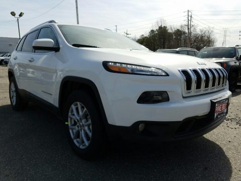 Bright White Jeep Cherokee Latitude 4x4.  Click to enlarge.