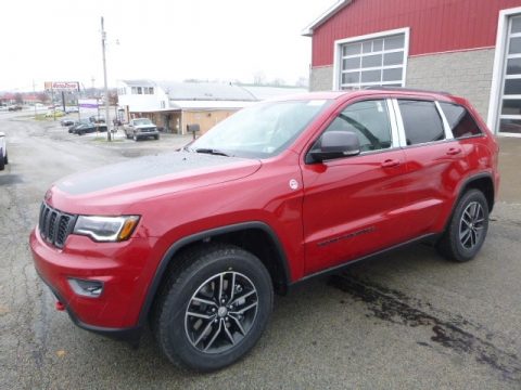 Redline 2 Coat Pearl Jeep Grand Cherokee Trailhawk 4x4.  Click to enlarge.