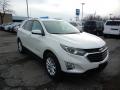 Front 3/4 View of 2018 Chevrolet Equinox LT AWD #3