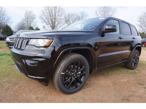 Diamond Black Crystal Pearl Jeep Grand Cherokee Laredo.  Click to enlarge.