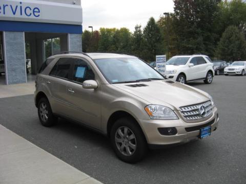 2006 Mercedes Benz Ml500. 2006 Mercedes-Benz ML 500