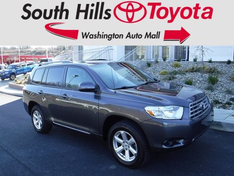 Magnetic Gray Metallic Toyota Highlander 4WD.  Click to enlarge.