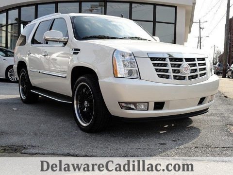 White Diamond Tricoat Cadillac Escalade Luxury.  Click to enlarge.
