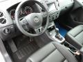  2017 Volkswagen Tiguan Charcoal Interior #4